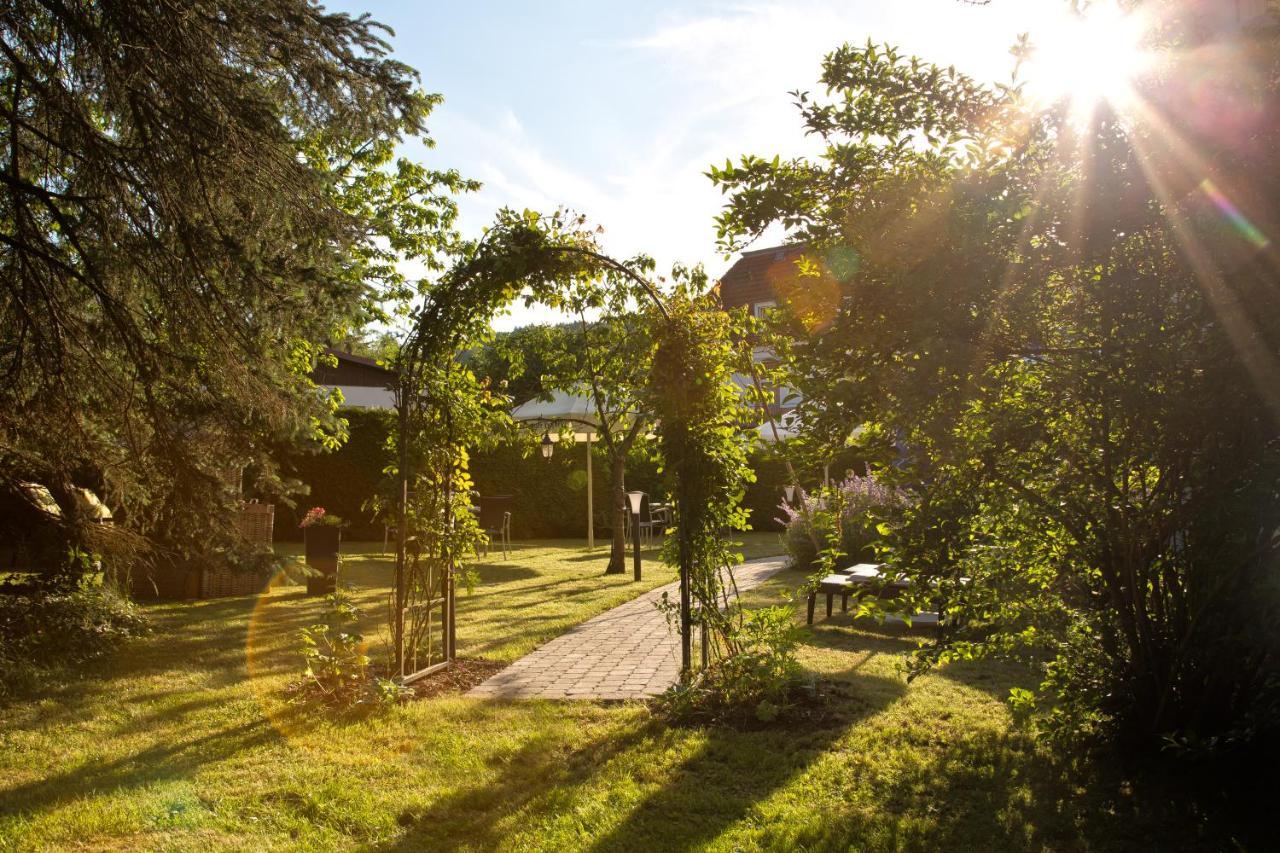 Hotel Jaegerhof Staatsbad Bruckenau Exterior photo